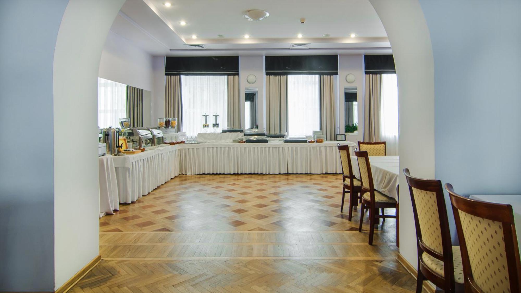 Hotel Lazienkowski Warsaw