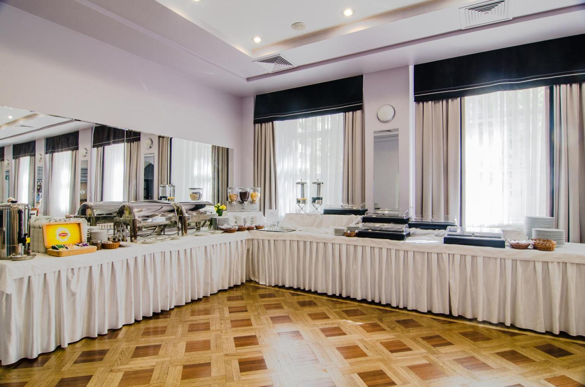 Hotel Lazienkowski Warsaw