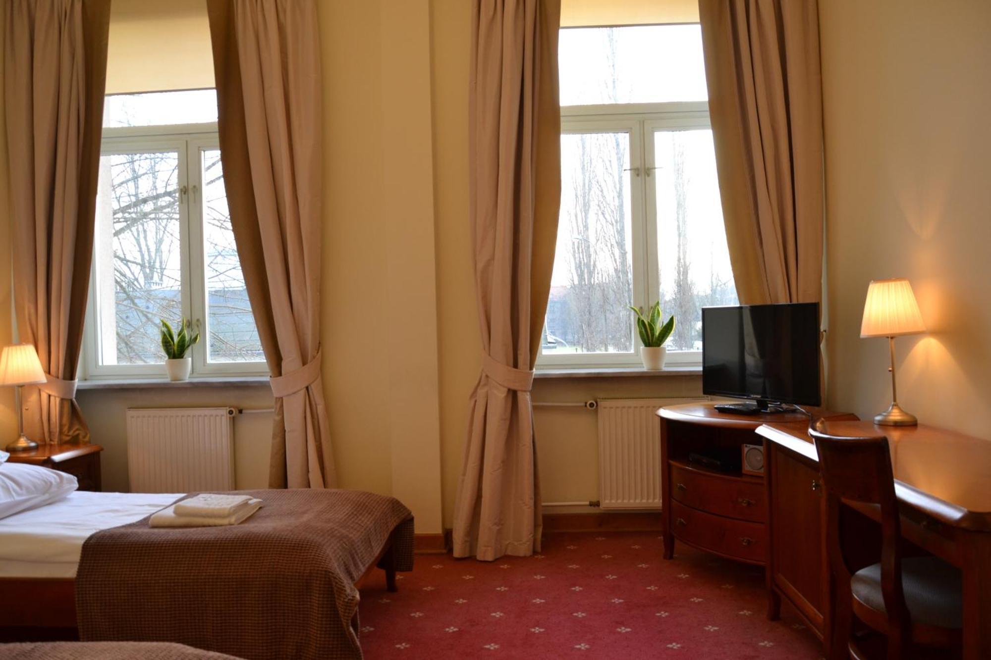 Hotel Lazienkowski 3*